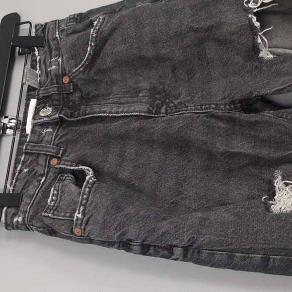 Zara High Waist Distressed Black Mom Jeans - Picture 3 of 9